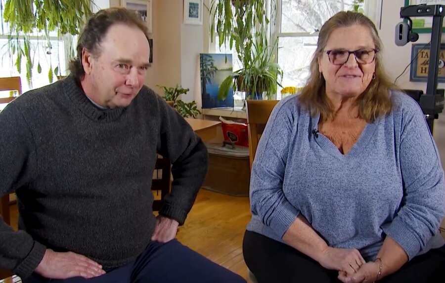 Bill and Deb Gaskin at home (WCVB Chronicle)